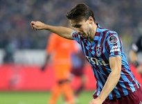 Trondsen teklifleri değerlendiriyor