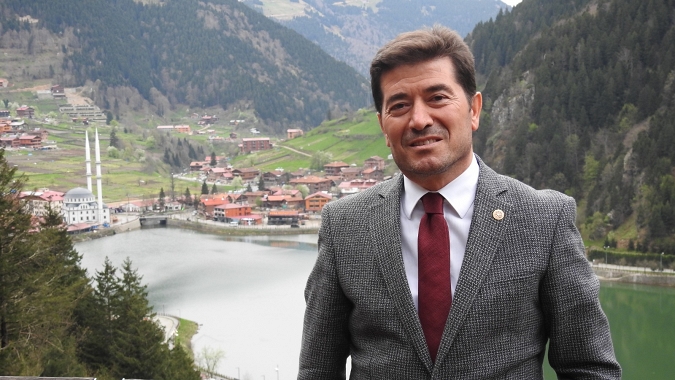 Kaya 'Turizmi baltalamak, Trabzon’a ihanet etmektir'