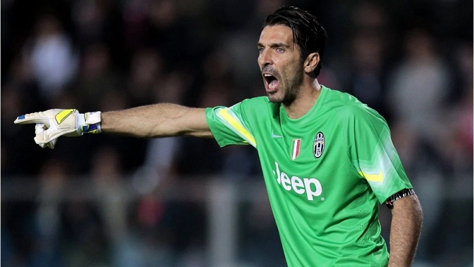 Buffon futbola veda etti
