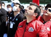 Selçuk Bayraktar siyasete göz kırpttı