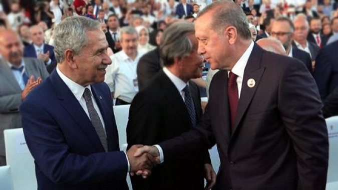 Cumhurbaşkanı Erdoğan, Arınç ile görüştü