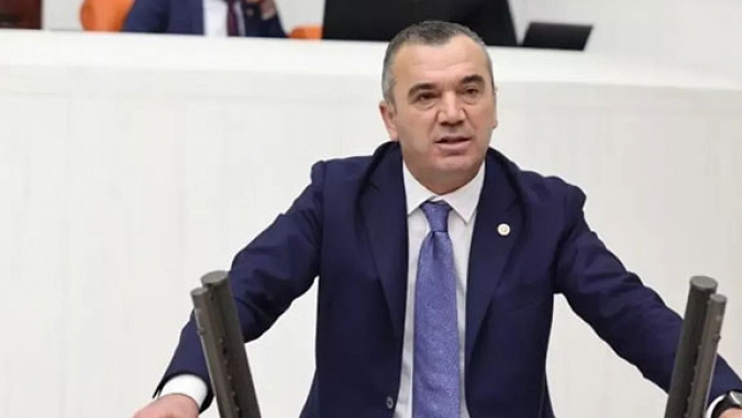 Yavuz Aydın: Trabon'un Bakanı var ama Trabzon'a bakanı yok!