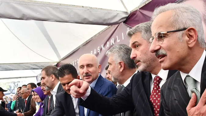 Ak Parti Trabzon'da Bayramlaştı
