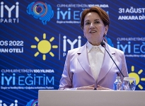 Akşener’den SMA hastası Batu’ya destek
