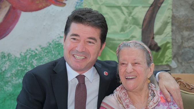 Ahmet Kaya, Yılın İlçe Belediye Başkanı Seçildi