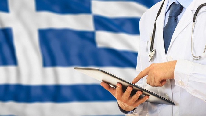 Yunanistan'da aşı karşıtı doktorlara soruşturma