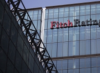 Fitch, Türkiye'nin kredi notunu düşürdü