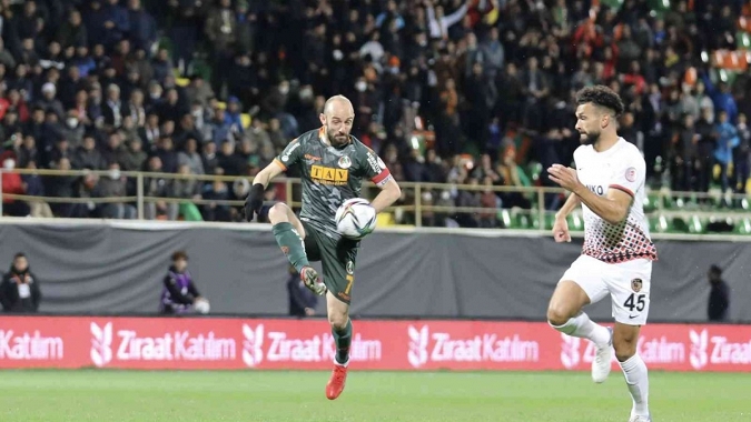 Alanyaspor yarı finale yükseldi