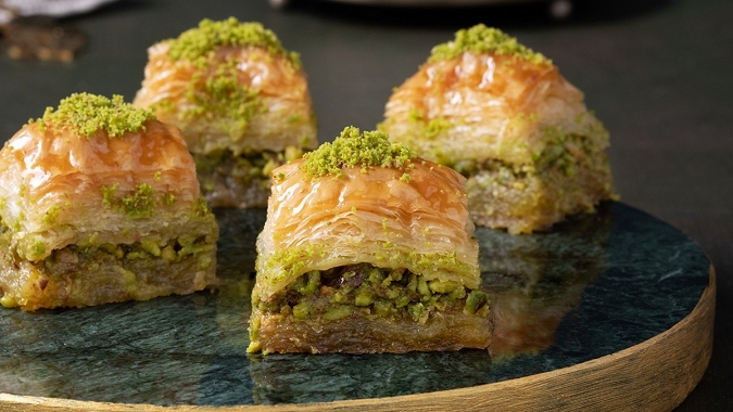 Ucuz baklavalarda akılalmaz oyun