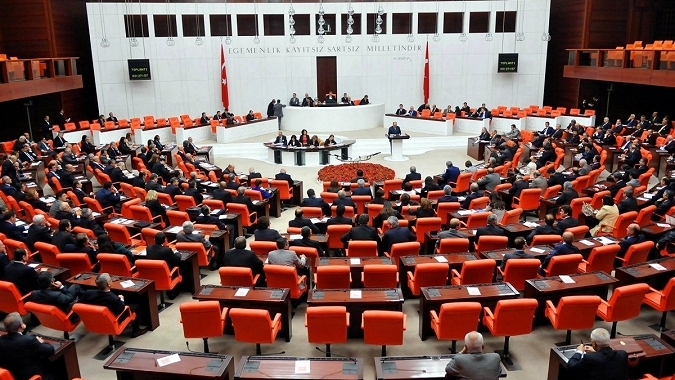 CHP’li vekilin odasındaki 'böcek' araması