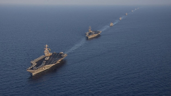 ABD donanması, Akdeniz'e demir attı