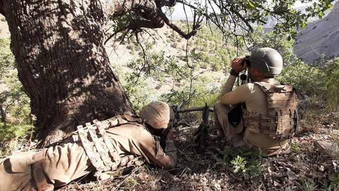 Kuzey Irak'ta 4 terörist etkisiz
