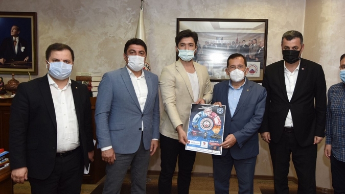 Trabzon’da Milli Düşünce Sempozyumu 

