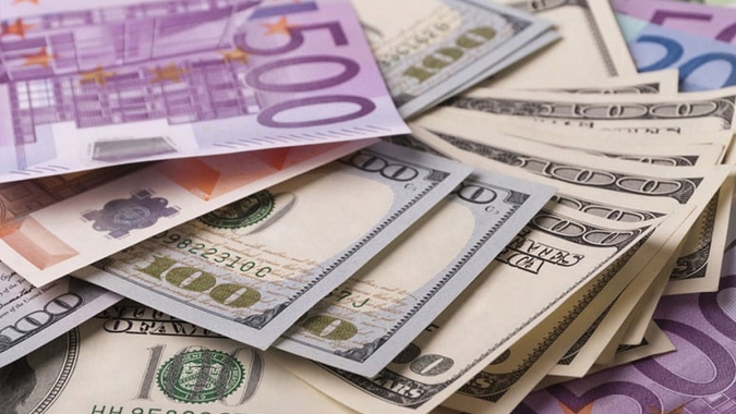 Dolar ve euro yeni haftaya nasıl başladı?