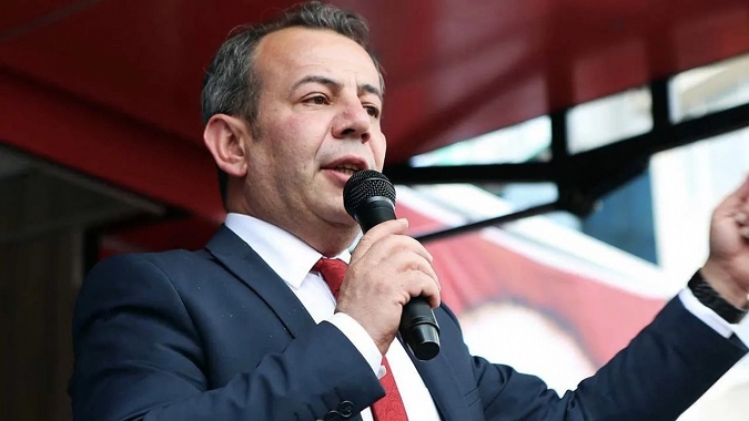 Tanju Özcan 'İhraç edilseydim..!'