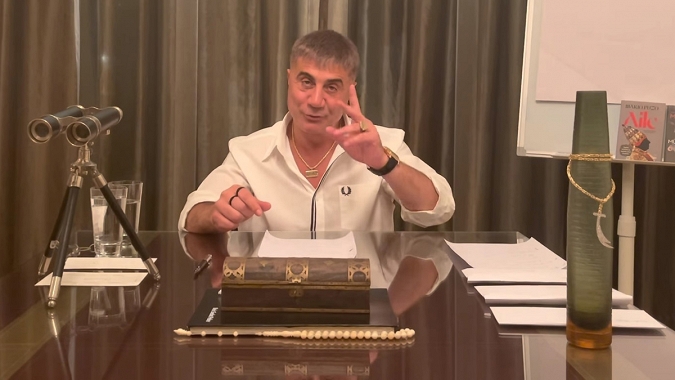 Sedat Peker'in pasaportuna el konuldu iddiası