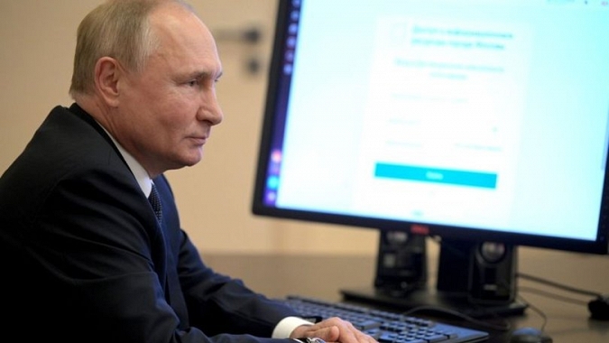 Rusya İnternet'in Fişini Çekmek Üzere