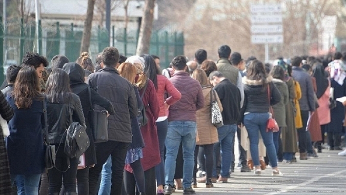 İŞKUR, ilk çeyrekte 336 bin kişinin istihdamına aracılık etti
