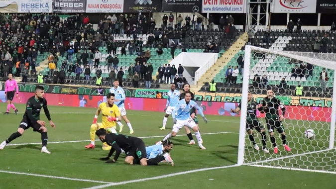 Trabzonspor adını çeyrek finale yazdı