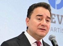 Ali Babacan 'İş güç yok, yollar çamur, internet sınırlı'