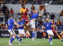 Galatasaray tur için İskoçya'ya gitti
