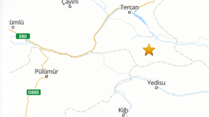 Erzincan'da korkutan deprem
