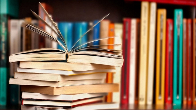 5 yeni kitap okurlarıyla buluştu
