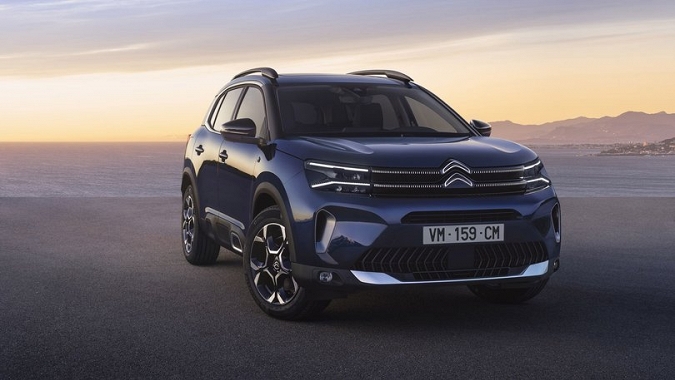 C5 Aircross yeni yıla yeni yüzle merhaba dedi