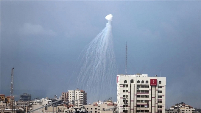 İsrail çocuk hastanesine fosfor bombasıyla saldırdı
