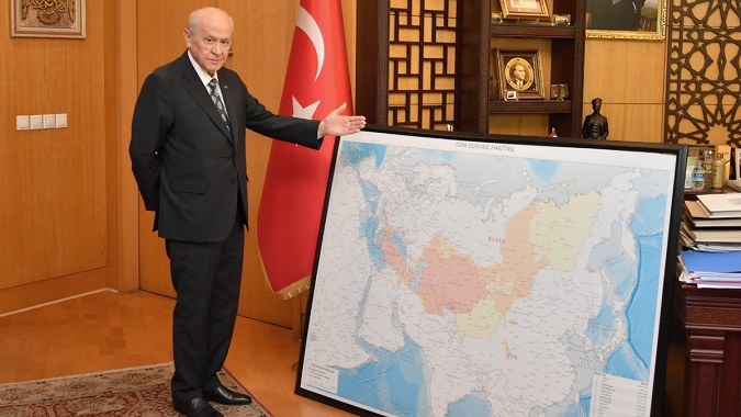Bahçeli projesini yaptığı Türk dünyası haritasını tanıttı