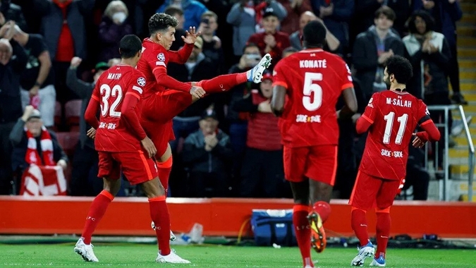 Liverpool ve Manchester City yarı finalde
