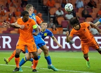 Hollanda: 3 - Ukrayna: 2 | MAÇ SONUCU
