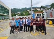 Başkan Kaya’dan sporculara forma desteği 