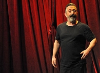 Cem Yılmaz'ın yeni stand-up gösterisi Netflix'te