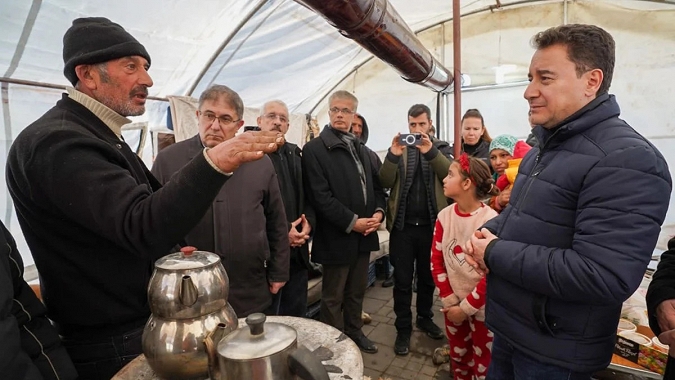 Babacan 'Özgür basın hayat kurtarır'
