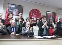 GÜZİDE UZUN CHP İL BAŞKANI ADAYLIĞINI AÇIKLADI
