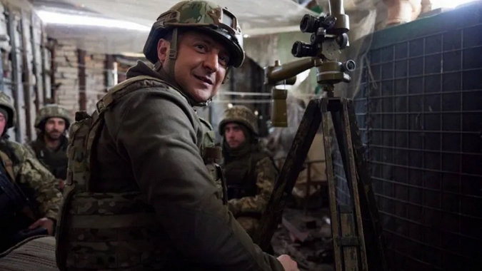 Ukrayna Başkanı Zelensky, çatışma bölgesinde
