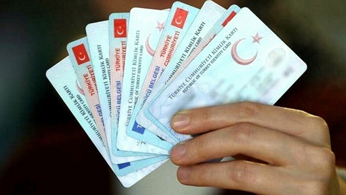 Afetzedelere geçici kimlik belgesi
