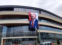 Saadet Partisi binasına Kılıçdaroğlu'nun posteri asıldı
