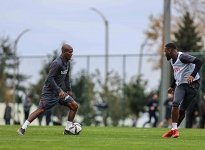 Nwakaeme’de mutlu son