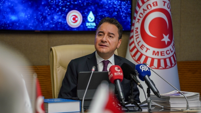 Babacan “İşgal hazırlığı etnik temizliğin habercisidir”