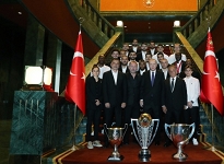 Cumhurbaşkanı Beşiktaş'ı kabul etti