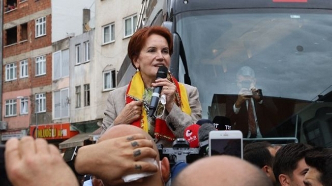 Akşener'den KYK borçları için iktidara çağrı