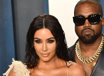 Kim Kardashian Harvard'da ders verdi
