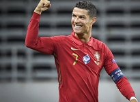 Ronaldo'dan yeni rekor