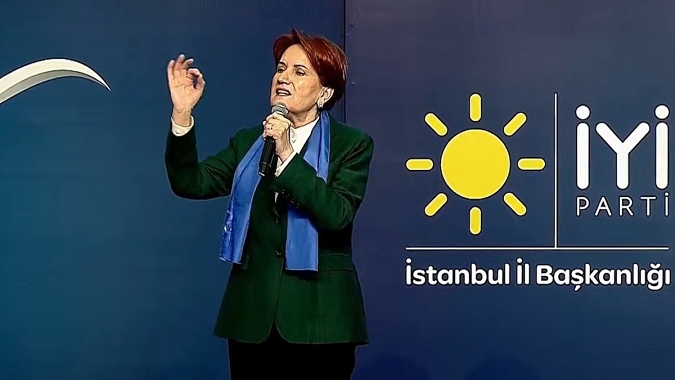 Akşener İstanbul'dan seslendi