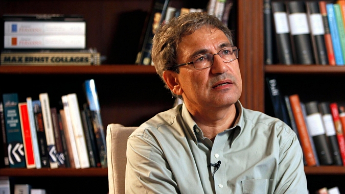 Orhan Pamuk'tan Sezen Aksu'ya destek