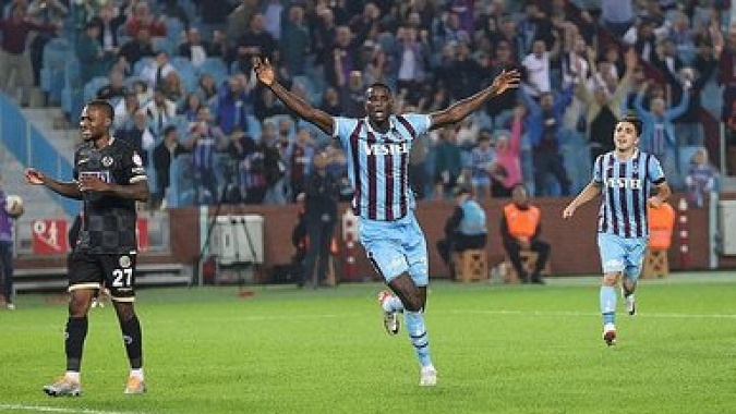 Onuachu zor olanı başardı!
