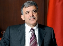 Abdullah Gül'den 'İstenmeyen kişi' çıkışı