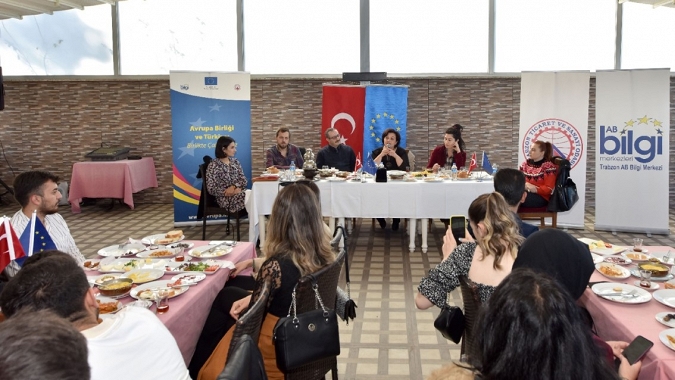 Trabzon AB Bilgi Merkezinde buluşma
